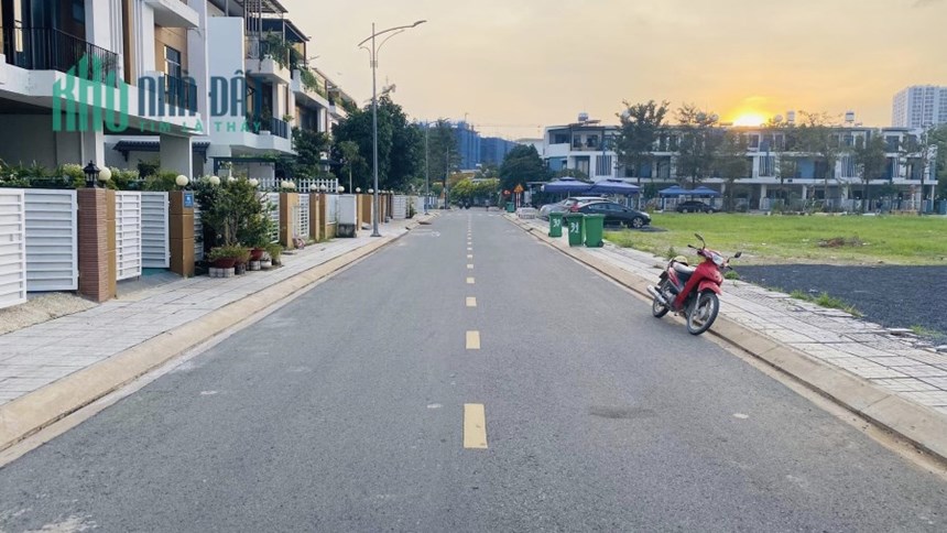 BÁN NHÀ MẶT TIỀN ĐƯỜNG SỐ 3, TAM PHÚ THỦ ĐỨC - 110M2