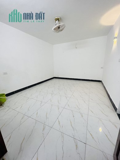 Bán gấp T1/60m2; 1.85 tỷ; MT8m. Trần Cung, Nghĩa Tân, Cầu Giấy. Phương 0986171249