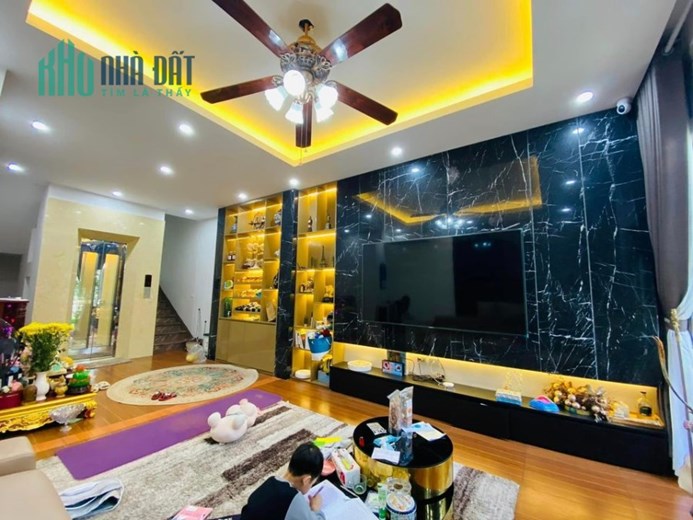 GIẢM CHÀO 1 TỶ  Ngõ 3 Phạm Tuấn Tài, ô tô Tránh, 65m, 4 Tầng, 11.8 Tỷ.