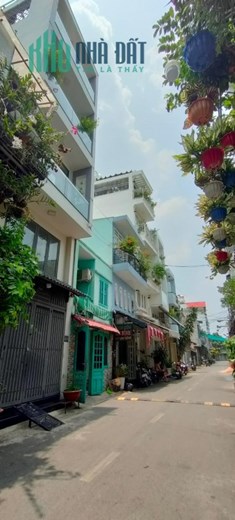 Bán nhà Đường số 11 40m2 5 lầu giá  4.2 tỷ Bình Hưng Hoà Bình Tân.