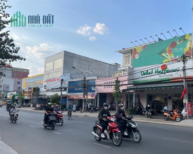 Cho thuê Nhà CĂN GÓC 2 MẶT TIỀN đường PHAN TRUNG, TP.Biên Hòa 160m2