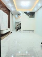 Bán Gấp Nhà C4 Xe Hơi Ngủ Trong Nhà Đỗ Xuân Hợp Quận 9  80m2 chỉ nhĩnh 4 tỷ,sổ riêng