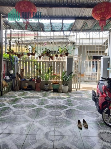 Nhà mê đúc DT 115m2 - 3PN - 2 mặt kiệt 3.5m - 1.8 tỷ bán nhanh