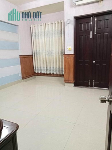 Nhà 4 Tầng Mặt Tiền Giáp Khu Phú Mỹ Hưng Quận 7