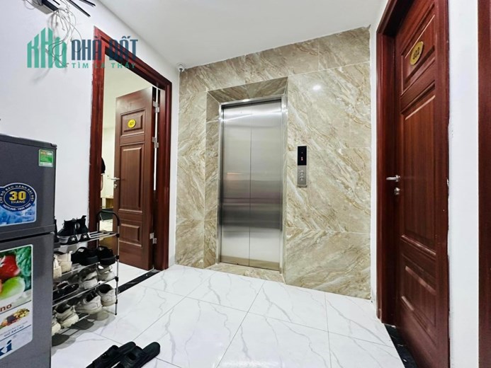 CẦN BÁN GẤP NHÀ CHUNG CƯ MINI, PHỐ PHÁO ĐÀI LÁNG, 79m2, 21 PHÒNG, FULL NỘI THẤT, THANG MÁY, 14.2