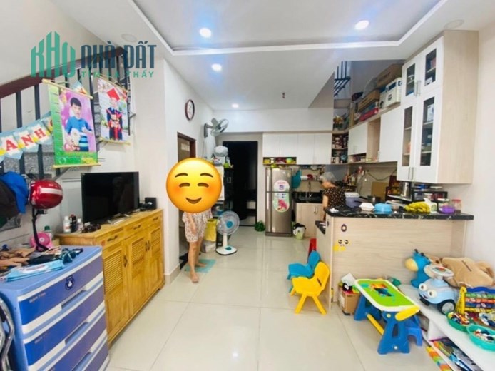 Nhà đẹp Bà Hạt p4 Quận 10- DT 4.5x12m hẻm thông an ninh- shr giá 6 tỷ 95