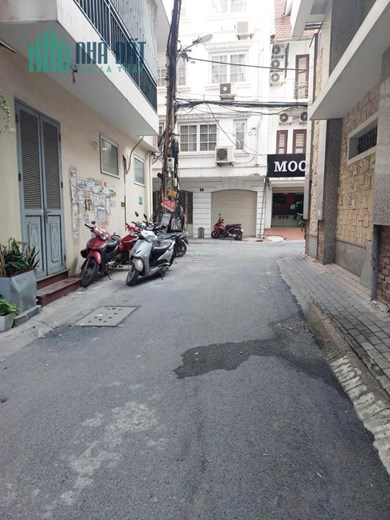 Bán nhà phố Yên Lãng, Ngõ thông Ô tô tránh xe máy. DT sử dụng gần 40m2, giá nhỉnh 8 tỷ.