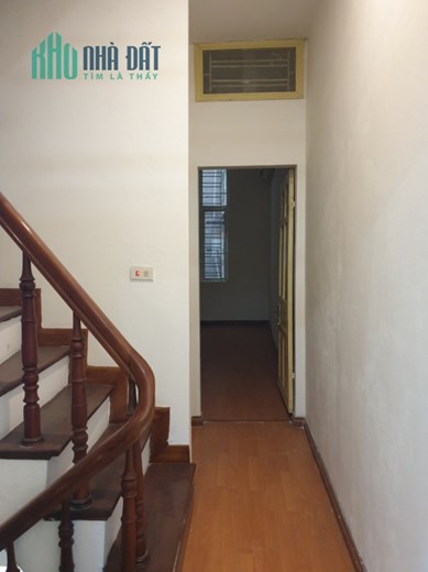 Bán nhà Hào Nam Ô Chợ Dừa 38m 3 ngủ ngõ thông gần chợ ở ngay giá 3.9 tỷ lh 0975124520