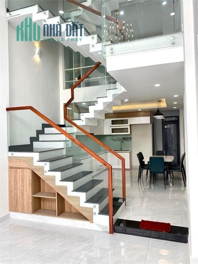 Nhà Mới Ở Ngay, Giá Chỉ Nhỉnh 5 tỷ, DT 90M, Xe 7 Chỗ Đậu Trong Nhà, Trường Thọ, Thủ Đức