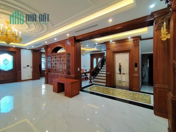 BIỆT THỰ - ĐẲNG CẤP GIỚI THƯỢNG LƯU - 4 TẦNG THANG MÁY - FULL NỘI THẤT SIÊU ĐẸP VÀ SANG TRỌNG - AN