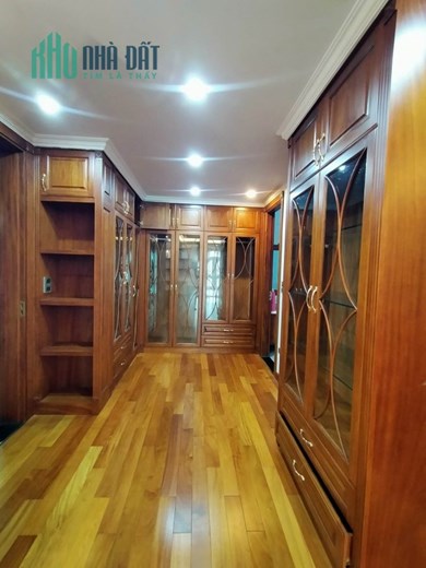 BIỆT THỰ - ĐẲNG CẤP GIỚI THƯỢNG LƯU - 4 TẦNG THANG MÁY - FULL NỘI THẤT SIÊU ĐẸP VÀ SANG TRỌNG - AN