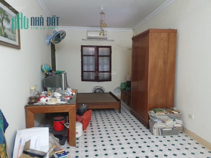Bán Căn Hộ Tập Thể In Ngân Hàng ngõ Quan Thổ 1, Tôn Đức Thắng.