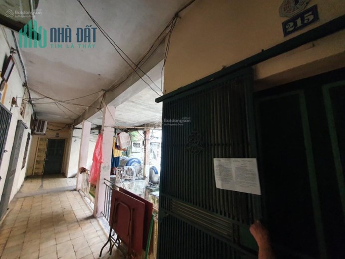 Bán Căn Hộ Tập Thể In Ngân Hàng ngõ Quan Thổ 1, Tôn Đức Thắng.