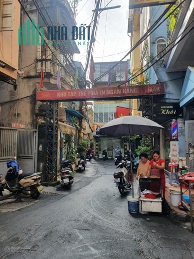 Bán Căn Hộ Tập Thể In Ngân Hàng ngõ Quan Thổ 1, Tôn Đức Thắng.