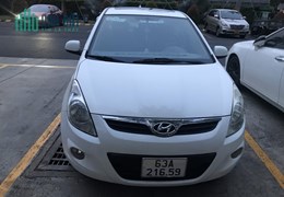 Bán Hyundai i20 trắng chạy êm  Đường Lê Văn Lương, Phường Tân Hưng, Quận 7, Tp Hồ Chí Minh