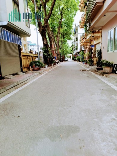 BÁN ĐẤT PHÂN LÔ, NGÕ 163 TƯ ĐÌNH, ANONE MAIL, SÂN GOLF LONG BIÊN, Ô TÔ ,135M2, 4.5M, GIÁ 7.9 TỶ