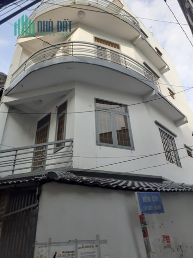 Chính Chủ Cho Thuê Nhà Nguyên Căn 3 Mặt Tiền Hẻm Phường 9 Tân Bình