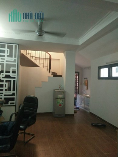 Chính Chủ Cho Thuê Nhà Nguyên Căn 3 Mặt Tiền Hẻm Phường 9 Tân Bình