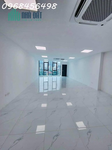 Bán Toà Nhà Văn Phòng Phố Nguyễn Phong Sắc, Cầu Giấy, 97m2, 7 Tầng, Mặt Tiền 5,5m Giá chỉ 18 tỷ