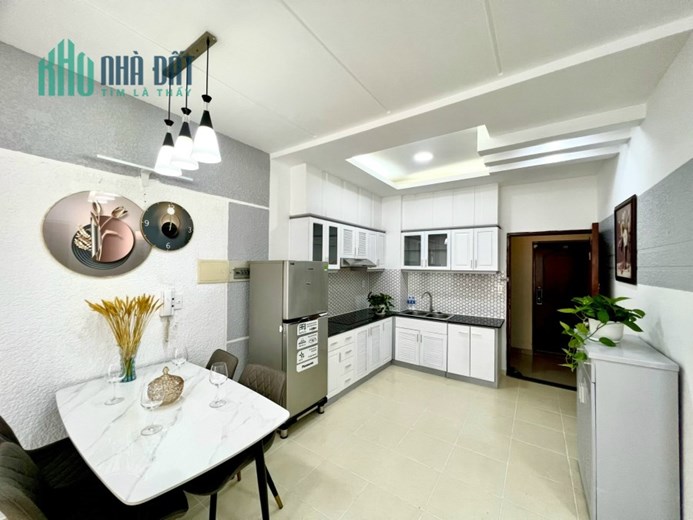 Cần bán căn hộ Sky Garden 2, 2pn,1wc, giá 2,78 tỷ