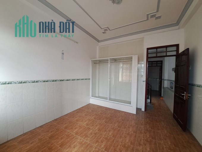 Bán nhà MTKD sầm uất đường T6, T6ay Thạnh, Tân Phú, 55m2, 4 tầng. Giá rẻ