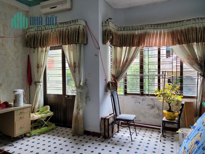Bán nhà mặt phố Tống Phước Phổ 83m, 4 tầng, mt 5m, giá 8.8 tỷ.