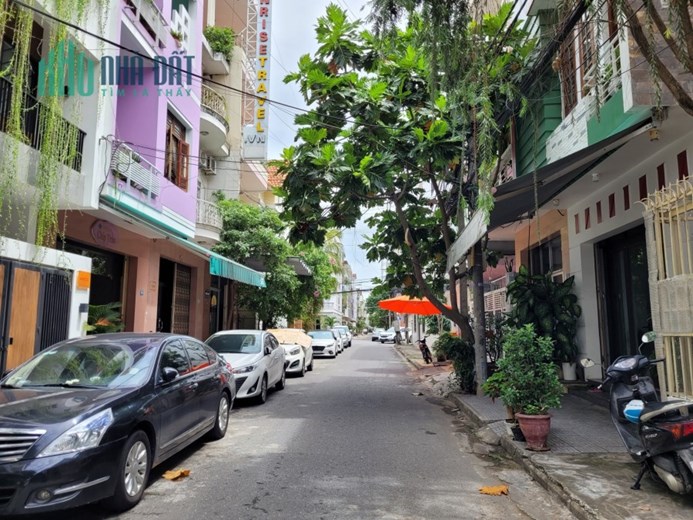Bán nhà mặt phố Tống Phước Phổ 83m, 4 tầng, mt 5m, giá 8.8 tỷ.