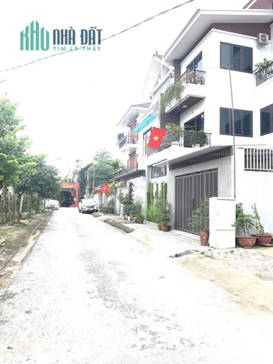 Cần Bán 114m2 Đất Mt Vị Trí Duy Nhất Lối 2 Đường Nguyễn Văn Cừ-Nghệ An