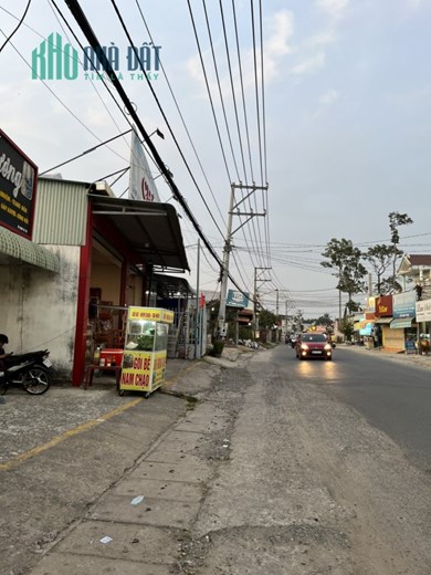 Chính chủ bán nhà mặt tiền đường Hùng Vương, TT. Hiệp Phước, H. Nhơn Trạch, Đồng Nai Mô tả: