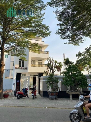 Mặt Tiền đường Nguyễn Đình Thi, Phước Long B trong KDC Gia Hòa, Giá siêu ngộp, cam kết thuê lại