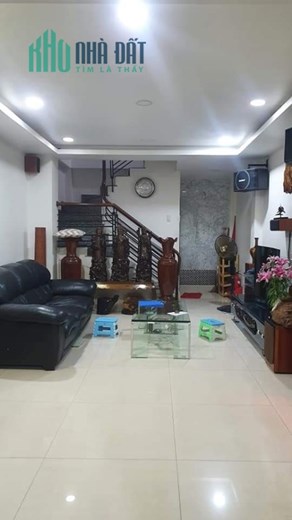 Giáp Q1, bán nhà ngay Phạm Viết Chánh, Bình Thạnh, 5 tầng,  4x11, 8 tỷ 2, TL