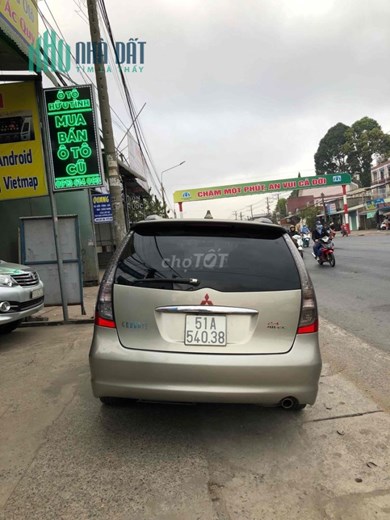 Bán xe Mitsubishi gia đình sử dụng kĩ