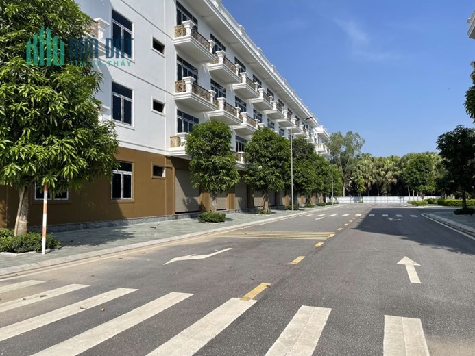 NHÀ 4 TẦNG, ĐẠI LỘ CSEDP. GIÁ 3 TỶ. KHU ĐÔ THỊ XUÂN HƯNG. HOTLINE: 0966 343 969