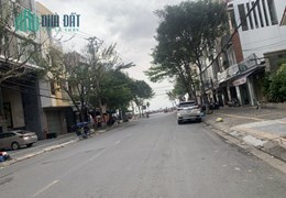 Bán toà căn hộ Tôn Thất Đạm, sát biển, dòng tiền 1.8  tỷ/ năm