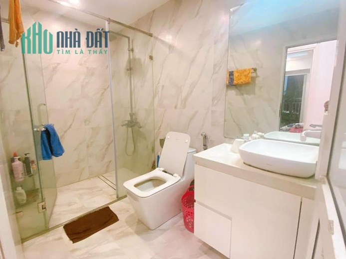 Chung cư Thái Hà, 120m, 3 ngủ, tầng cao view thoáng, 2 lô gia, trung tâm Đống Đa, nhỉnh 5 tỷ