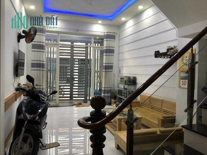 Bán nhà Phạm Văn Chiêu, Gò Vấp, 4x14m, 4 ầng (5 PN), ở ngay chỉ 4.9 tỷ TL