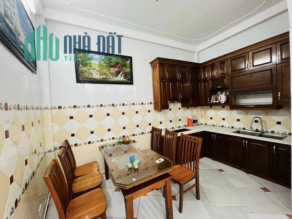 P. YÊN PHÚC, VĂN QUÁN, CHỦ TỰ XÂY, GẦN TRƯỜNG C1,2 VĂN YÊN 36M2 x 4T GIÁ 4 TỶ 25