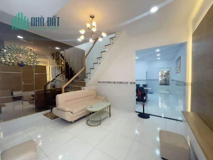TT QUẬN 12 - 5P QUA GÒ VẤP - TẶNG FULL NỘI THẤT NHƯ HÌNH - HẺM 3M - 30M RA HẺM XE HƠI - GẦN MT - KO