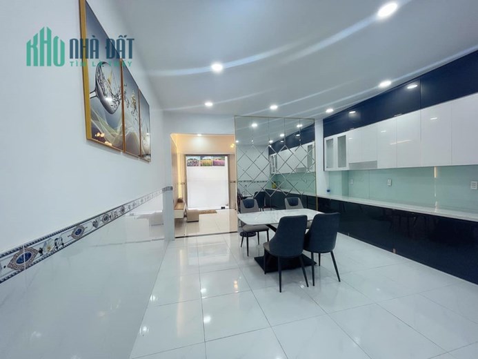 TT QUẬN 12 - 5P QUA GÒ VẤP - TẶNG FULL NỘI THẤT NHƯ HÌNH - HẺM 3M - 30M RA HẺM XE HƠI - GẦN MT - KO