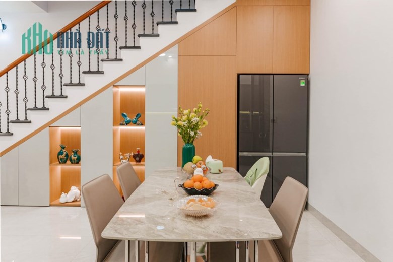 NHÀ 5 TẦNG PHÂN LÔ NGUYỄN VĂN CỪ, TRUNG TÂM GIA THỤY, Ô TÔ TRÁNH DỪNG ĐỖ, KINH DOANH SẦM UẤT