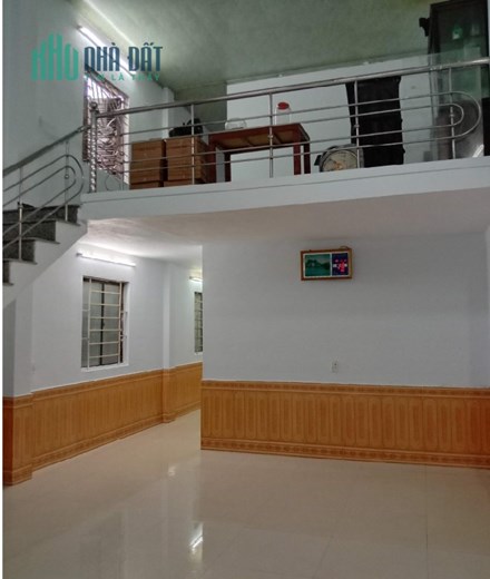 Nhà Hùng Vương ngay Big C, Cách MT 60m, DT60m2, lửng đúc