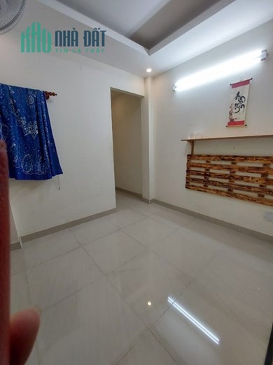 NHƯỢNG LẠI PHÒNG FULL NỘI THẤT MỚI GIÁ 3TR8 tại 95/14 Nguyễn Trãi, Phường Bến Thành, Quận 1