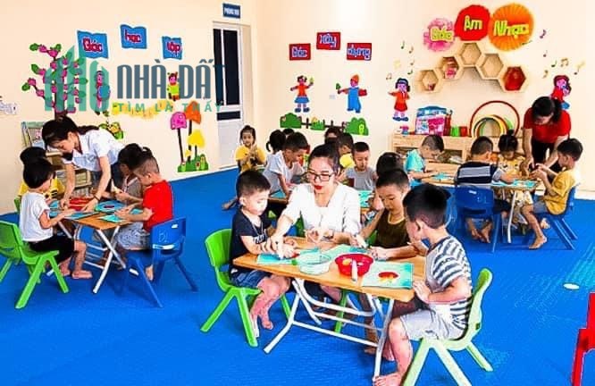 Cần  bán gấp Trường mầm non cao cấp quận Cẩm Lệ  diện tích 600 doanh thu 600tr/ tháng giá chỉ 35 tỷ