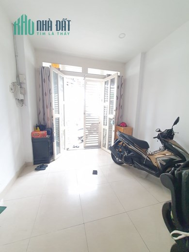 Bán nhà 2 tầng 2 pn tại đường 160, phường Tăng Nhơn Phú A, Quận 9_ Hẻm 8 m_ DTĐ 38 m2_