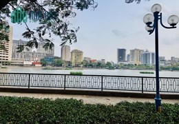 Chung Cư View Hồ Giảng Võ, 2 Phòng Ngủ, 68m2, Bán 2.92 Tỷ