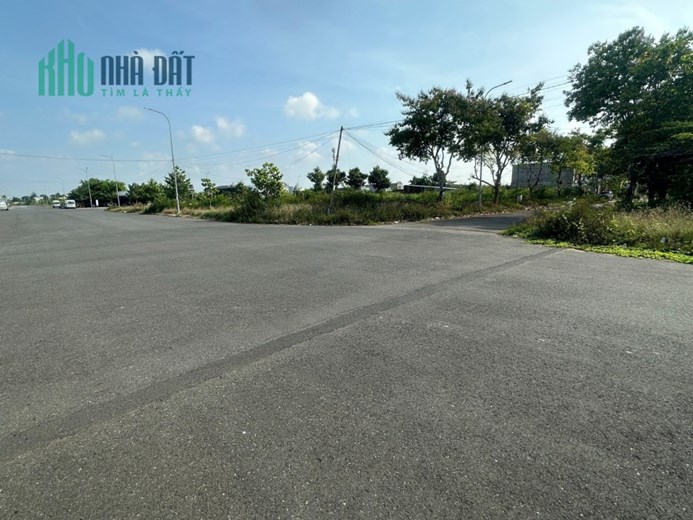 Nền 50A4 lô góc 2 mặt tiền KDC Tân Phú, Cái Răng, Tp Cần Thơ