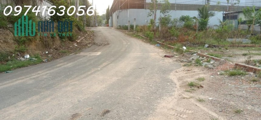 Gia đình cần ra lô đất khu 9 phú hoà BD Đường nhựa phía trước 5,6m