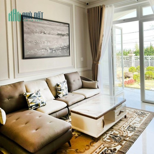 Bán biệt thự mặt đường chính Trần Quang Khải, Đà Lạt, 305m2, 33.5 tỷ, sân vườn tiểu cảnh