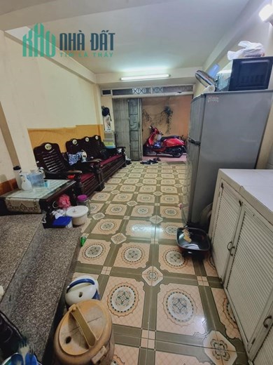 RẺ Trung tâm Đống Đa, nhỉnh 3 tỷ, 2 ngủ, ô tô đỗ cổng