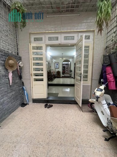 Cho thuê nhà 25tr/tháng sau Mặt Phố Đặng Văn Ngữ, 70mx4 tầng, ngõ gần.